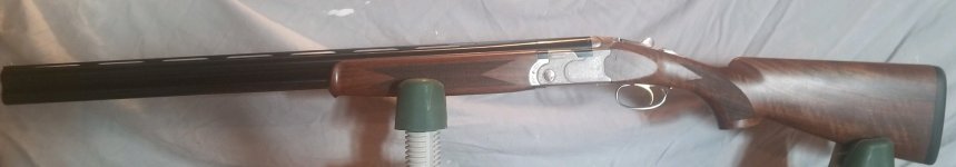 Beretta Full size shot - lh.jpg