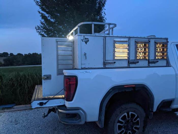 1529639513_Passengerside-litup.thumb.jpg.a5ee1d2f3858bbdc623492cfe18397fc.jpg 1529639513_Passengerside-litup.thumb.jpg.a5ee1d2f3858bbdc623492cfe18397fc.jpg