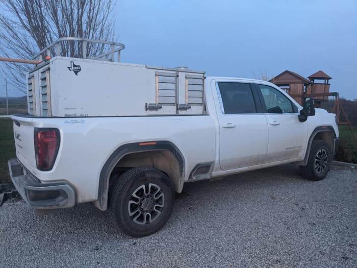 1876680462_DogBox-OnTruck.thumb.jpg.c9754944a18be61c3f8d172f19e6c351.jpg 1876680462_DogBox-OnTruck.thumb.jpg.c9754944a18be61c3f8d172f19e6c351.jpg